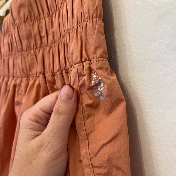 Free People The Way Home Shorts in Brushed Apricot Size L - Picture 4 of 6